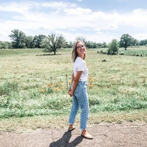 Everlane 90’s Cheeky Straight Jean